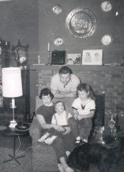 Philip Weinberg, Rita (Einhorn) Weinberg, Gail (Weinberg) Olszewski, and Linda Weinberg - October 1960